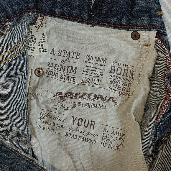 Arizona Jean Co Boys Size 8 Reg Relaxed Straight Blue Jeans - Picture 7 of 16